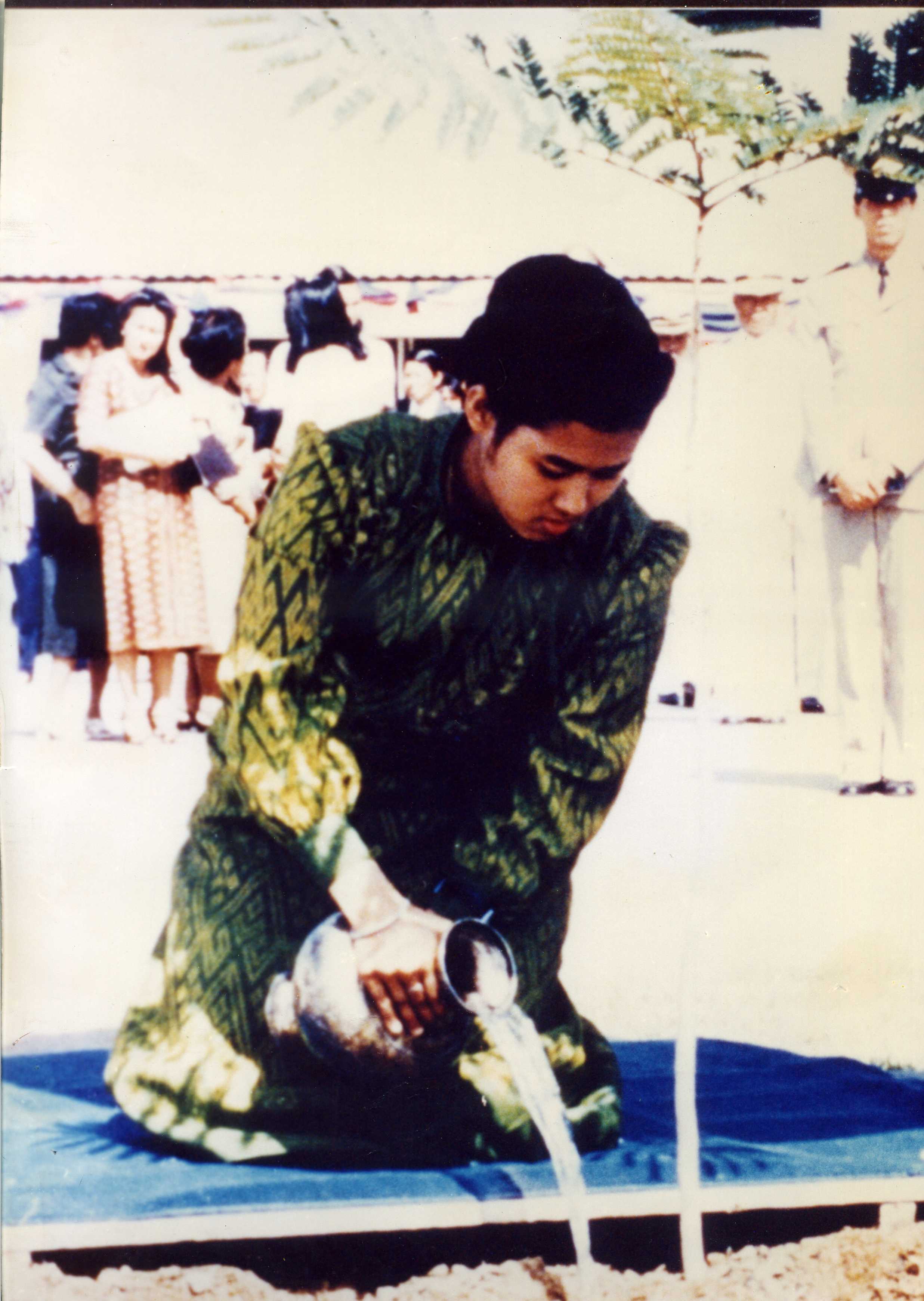 สมเด็จพระเทพฯ ทรงเปิดศูนย์ปฏิบัติการวิจัยและเรือนปลูกพืชทดลอง